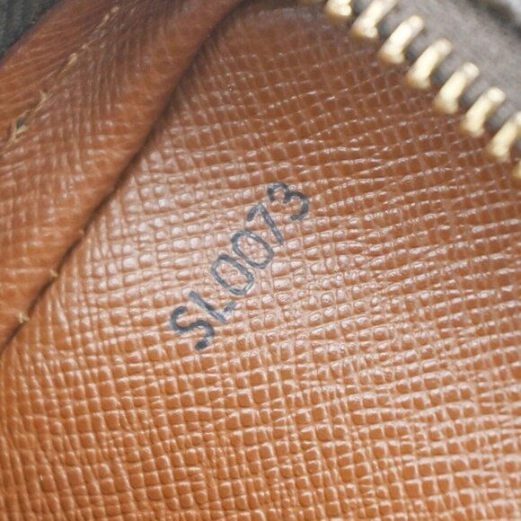 LOUIS VUITTON Danube Shoulder Bag Monogram Leather Brown France M45266 83EE779 - Picture 16 of 16